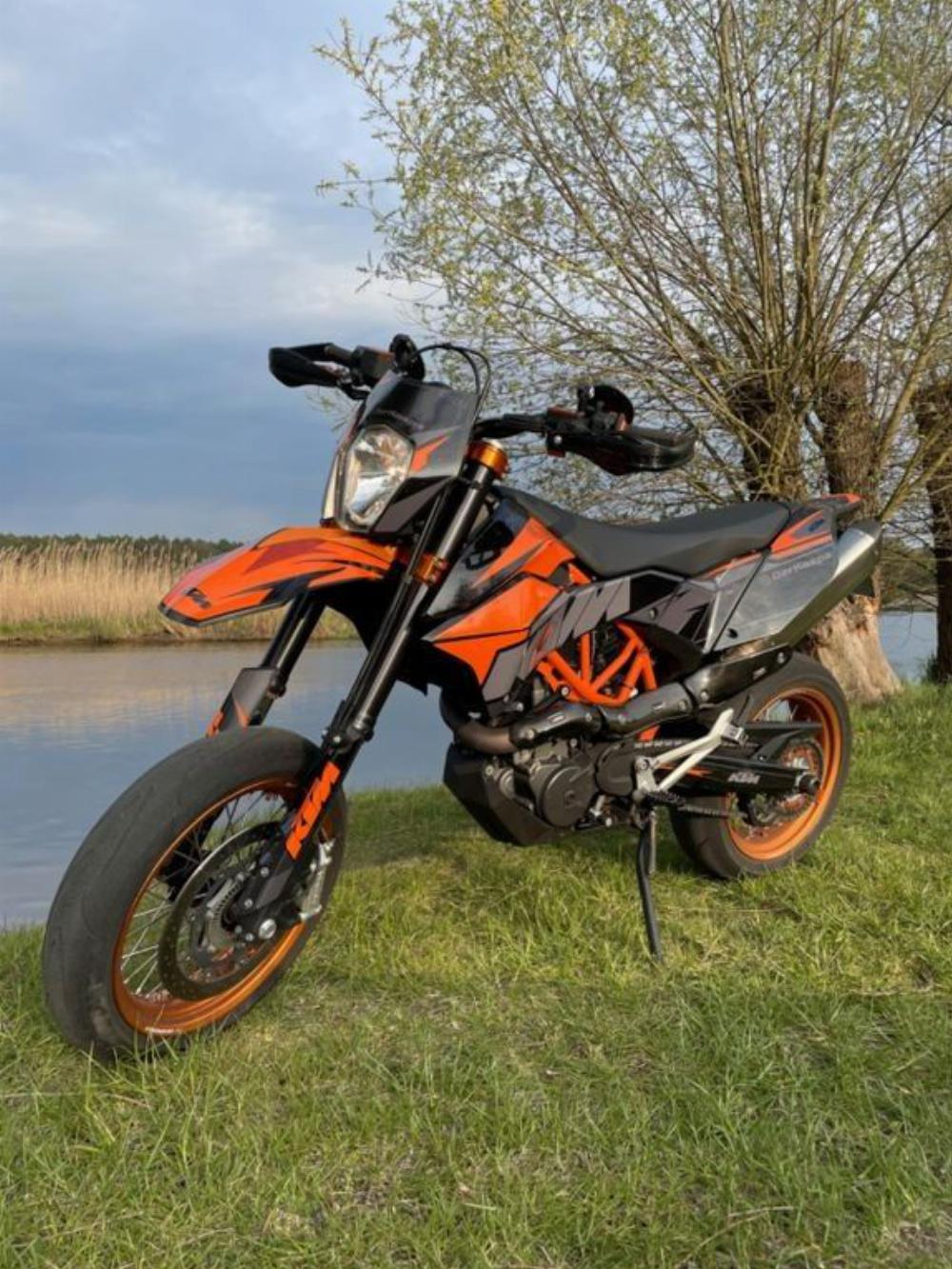 Motorrad verkaufen KTM 690 SMCR Ankauf
